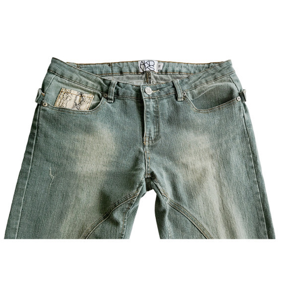 AKDMKS Jeans Size 11 - RN#130084 - Picture 3 of 8